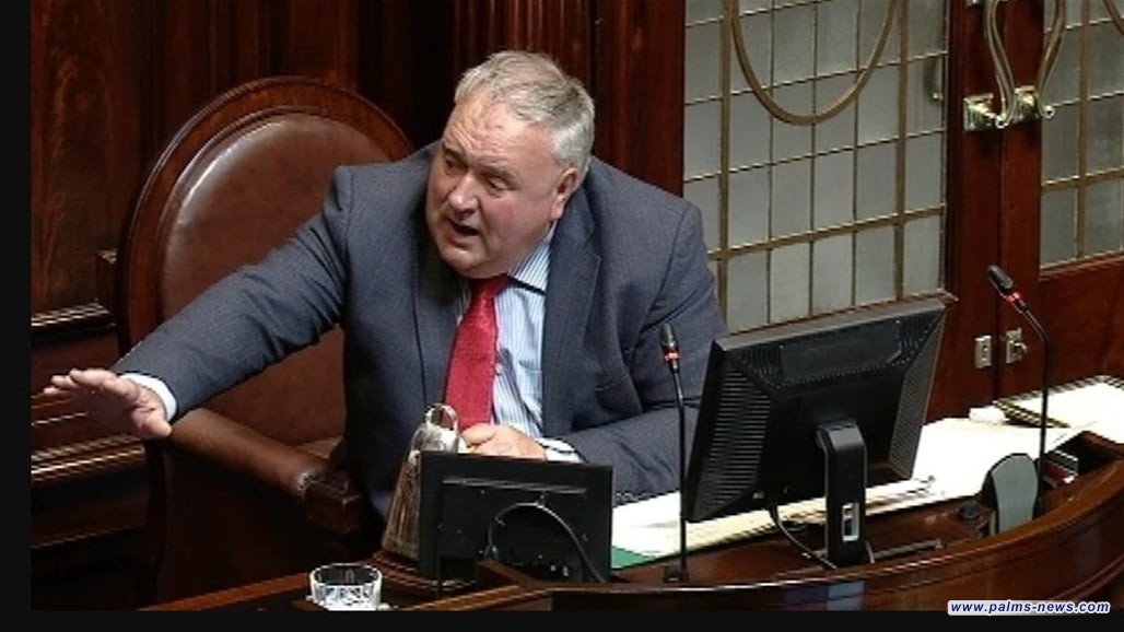 سياسي إيرلندي يسافر الى العراق من أجل معتقل